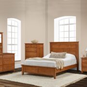 Olde Cottage Chest - Image 2